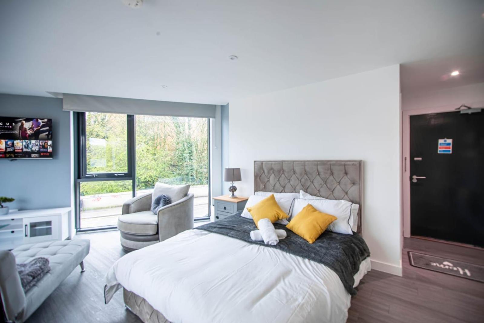 Excellent Studio Balcony Apartment In Sheffield Luaran gambar