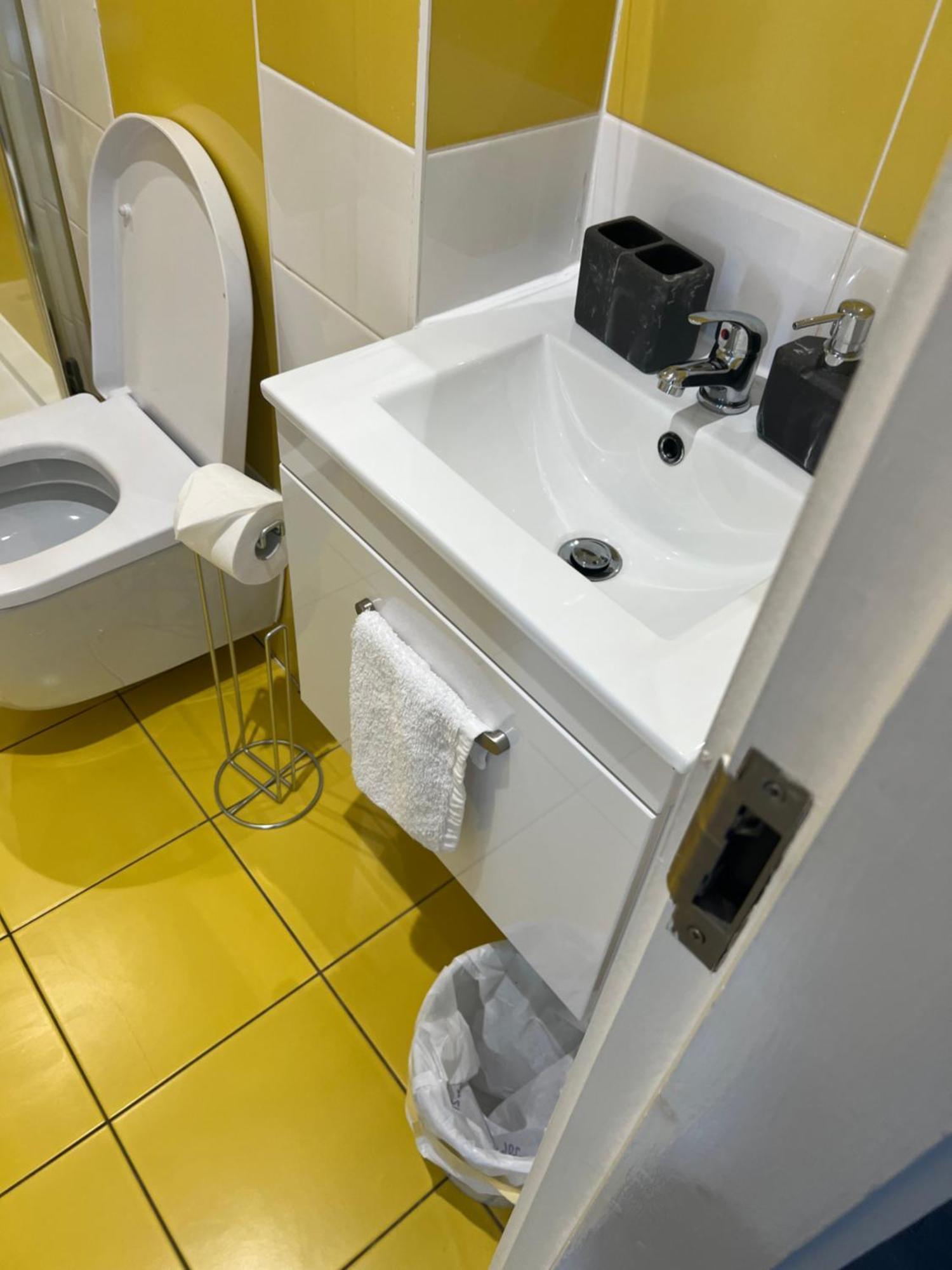 Excellent Studio Balcony Apartment In Sheffield Luaran gambar
